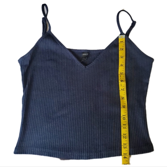 (Lot of 3)Women's Tanks w/Adjustable Straps Size Medium - Picture 6 of 15